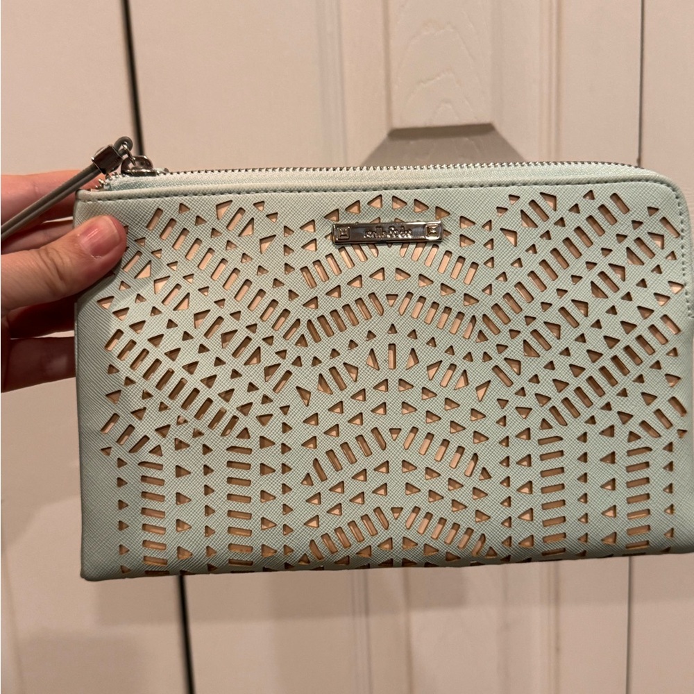 Stella & Dot Mint Green Laser-Cut Wristlet/clutch